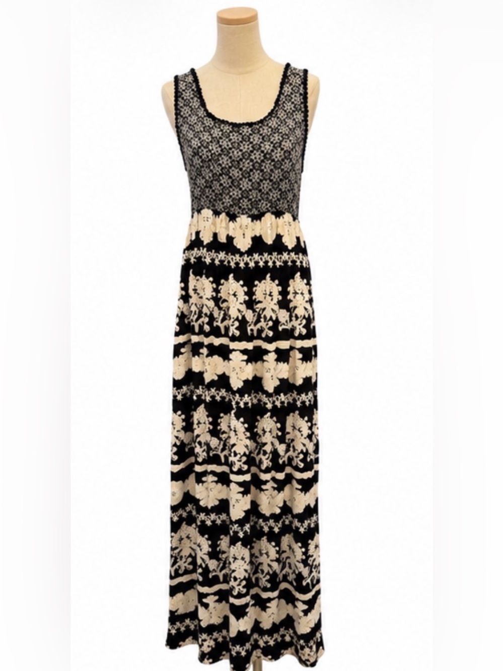 En Creme Black & Cream Boho Floral Maxi Dress Size Medium Rayon